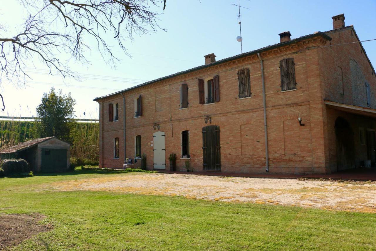 A Casa Di Leo Apartment Ravenna Exterior photo